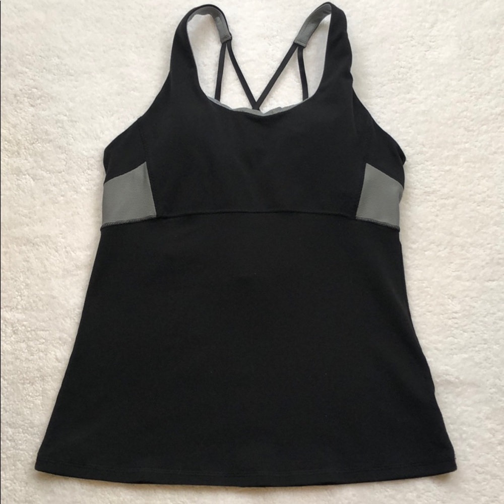 Athleta Running top! Black with built in bra